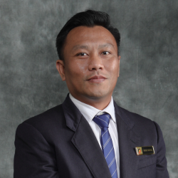 Director of UNIMAS Leadership Centre